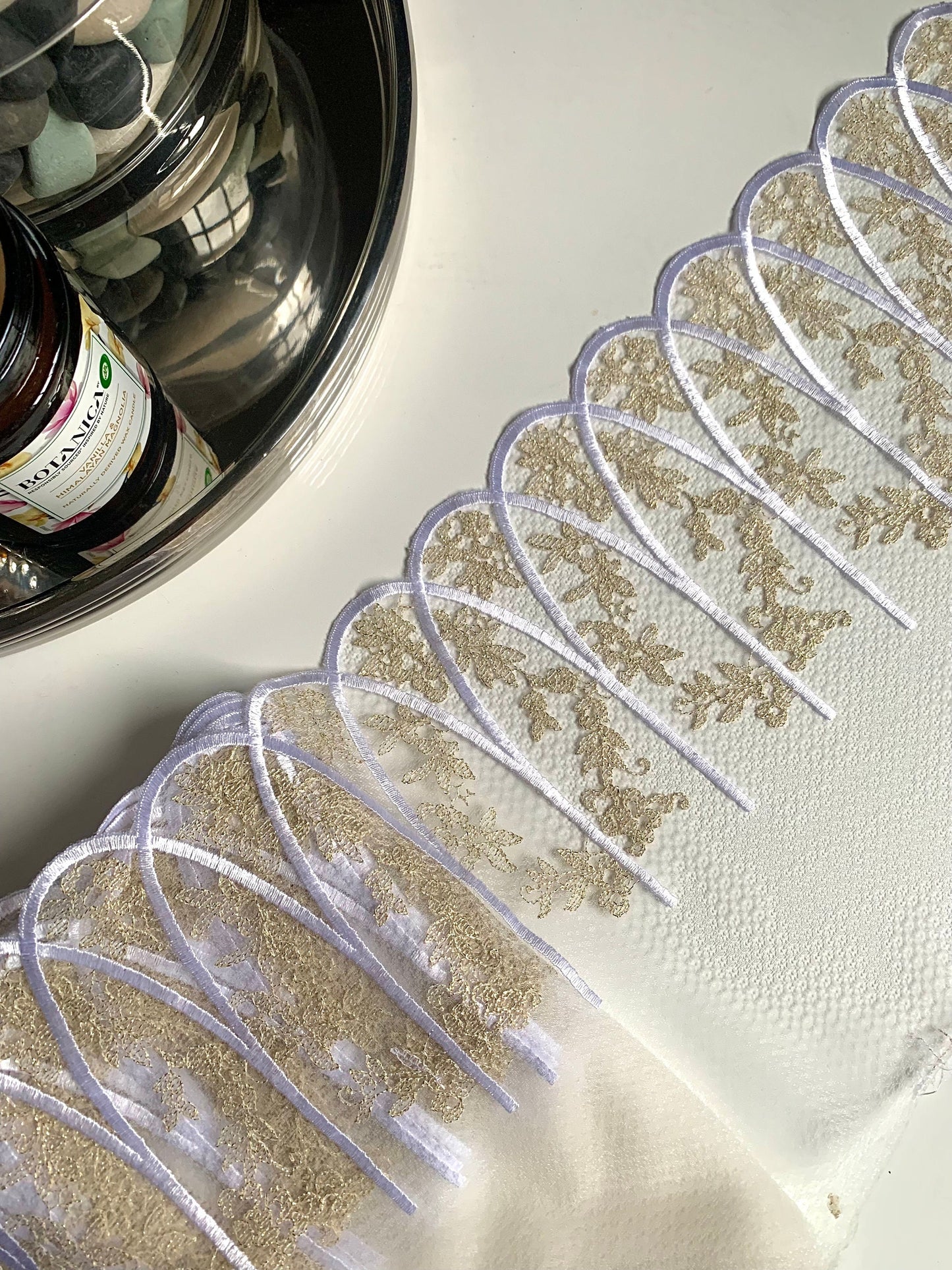 White Gold Bridal Swirl Embroidered Lace Trim (9"/23cm) Scallop Edge Fabric for Bramaking Knickers Lingerie Sewing Craft