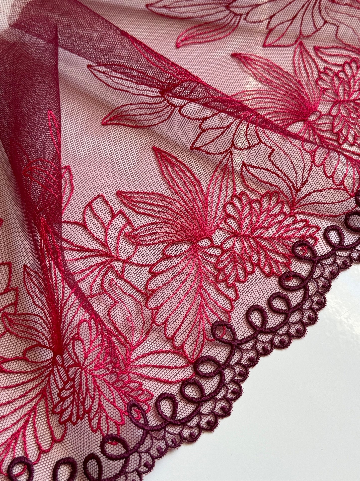 Red Burgundy Two-Tone Floral Lace Embroidered Lace Trim (9"/23cm) Scallop Edge Fabric for Bramaking Knickers Lingerie Sewing Craft