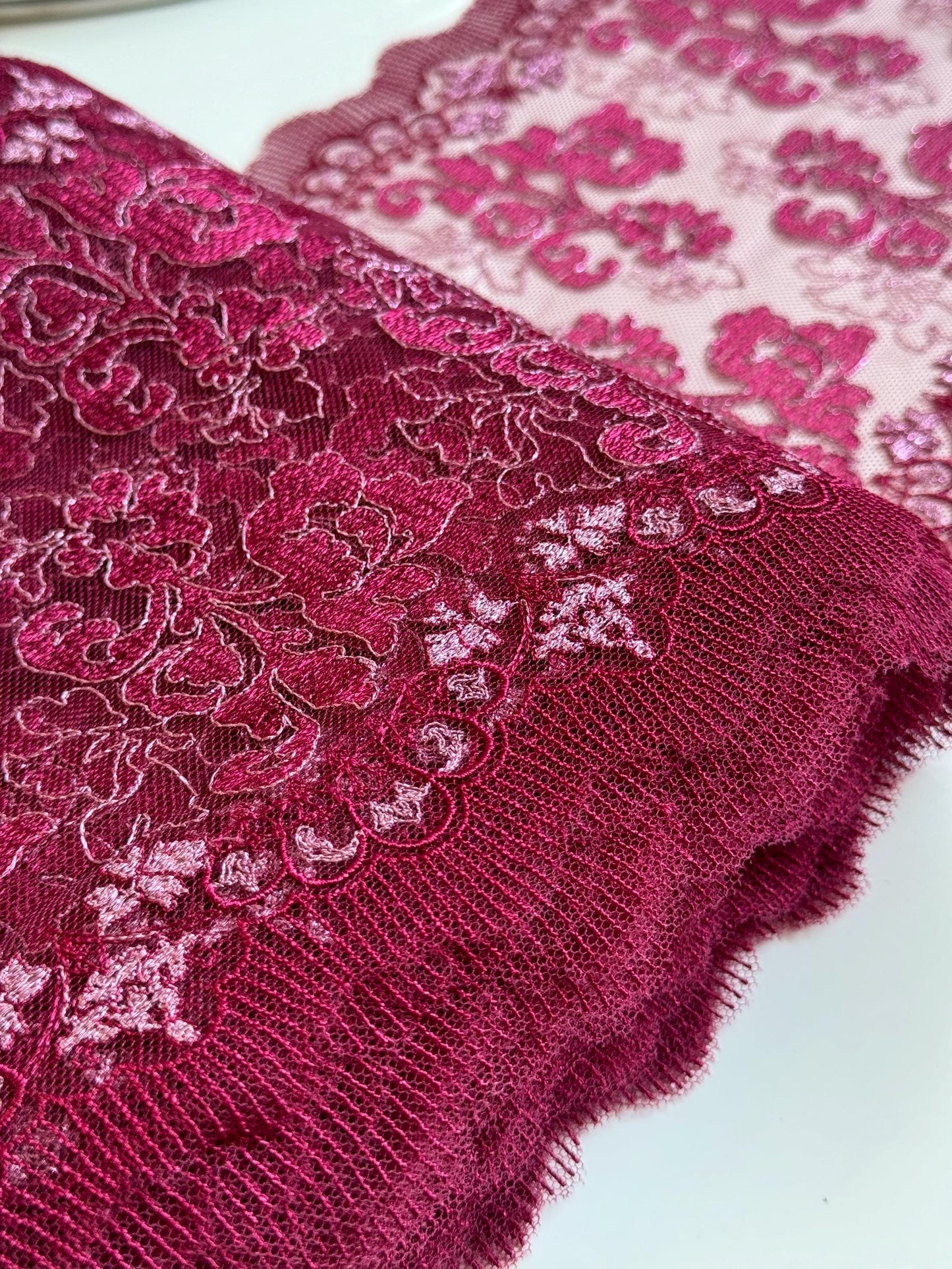 Raspberry Wine Metallic Shimmer Emroidered Lace Trim (8.75"/22cm) Scallop Edge Fabric for Bramaking Knickers Lingerie Sewing Craft