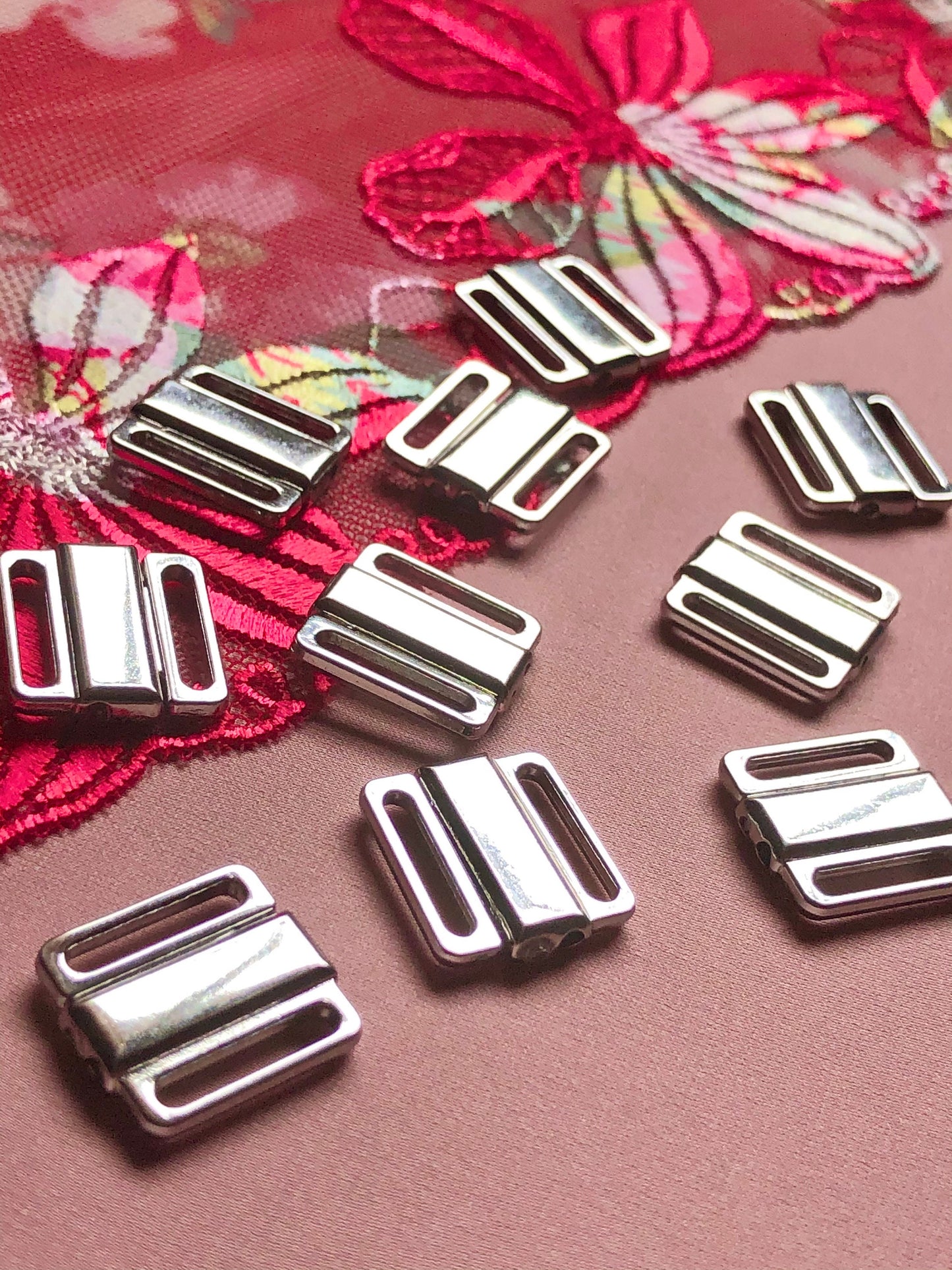 12mm (1/2”) Silver Metal Bikini Clasps Bra Front Closures for Bra Making and Swimwear Bramaking Clips Clickers Front Fasteners