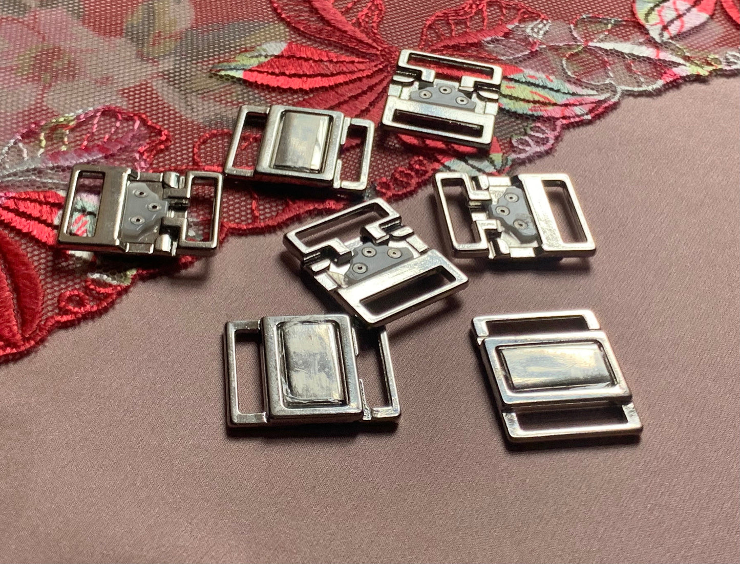 15mm (5/8”) Silver Metal Bikini Clasps Bra Closures for Bra Making and Swimwear Bramaking Clips Clickers Fasteners