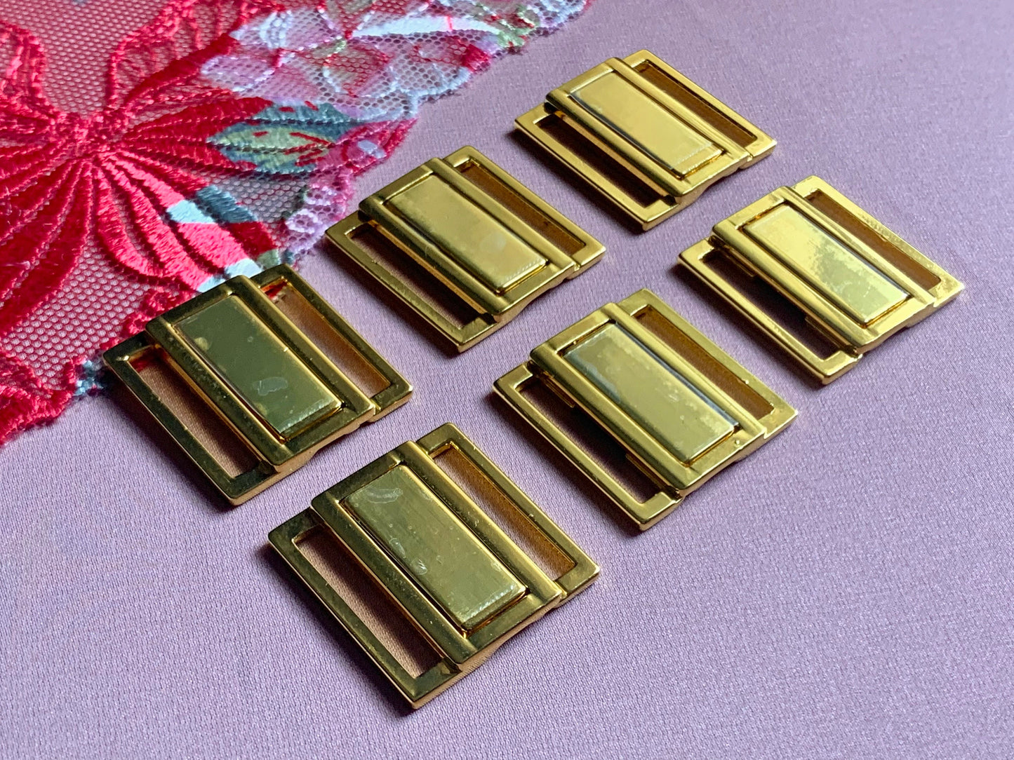 20mm (13/16”) Gold Metal Bikini Clasps Bra Closures for Bra Making and Swimwear Bramaking Clips Clickers Fasteners