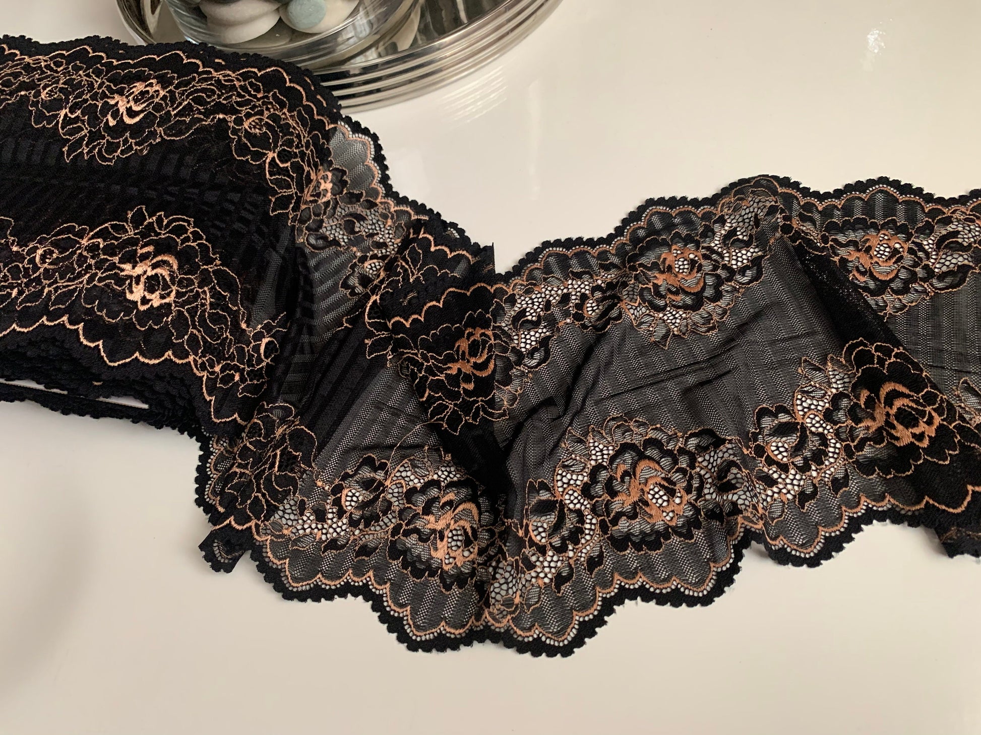 Black Rose Gold Stretch Lace Trim 8.5”/21.5cm Floral Scallop Edge Wide Lace Fabric for Bra Making Bramaking Knickers Lingerie Sewing Crafts