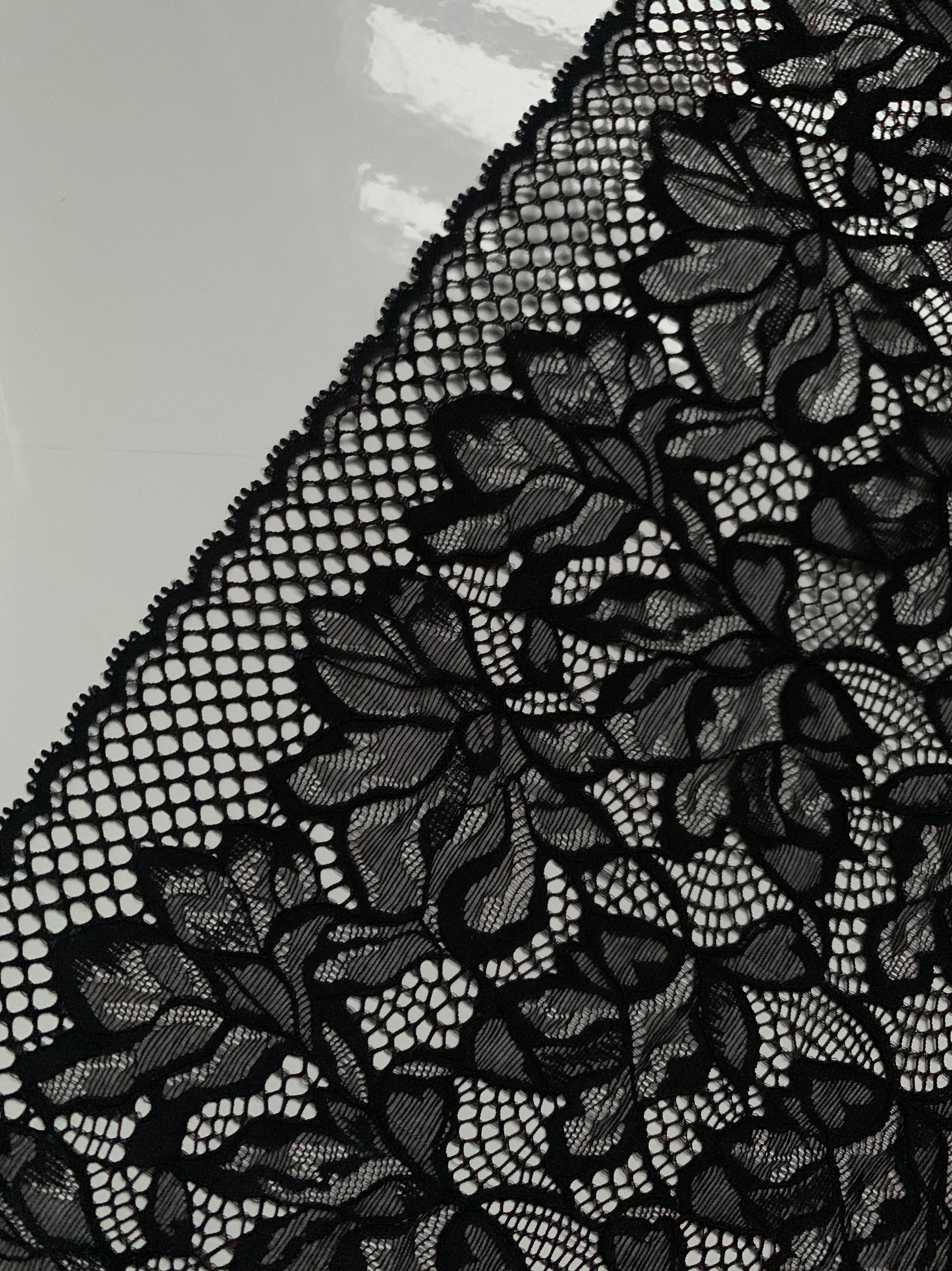 Black Stretch Lace Trim 10.5”/26.5cm Floral Scallop Edge Wide Lace Fabric for Bra Making Bramaking Knickers Lingerie Sewing Crafts