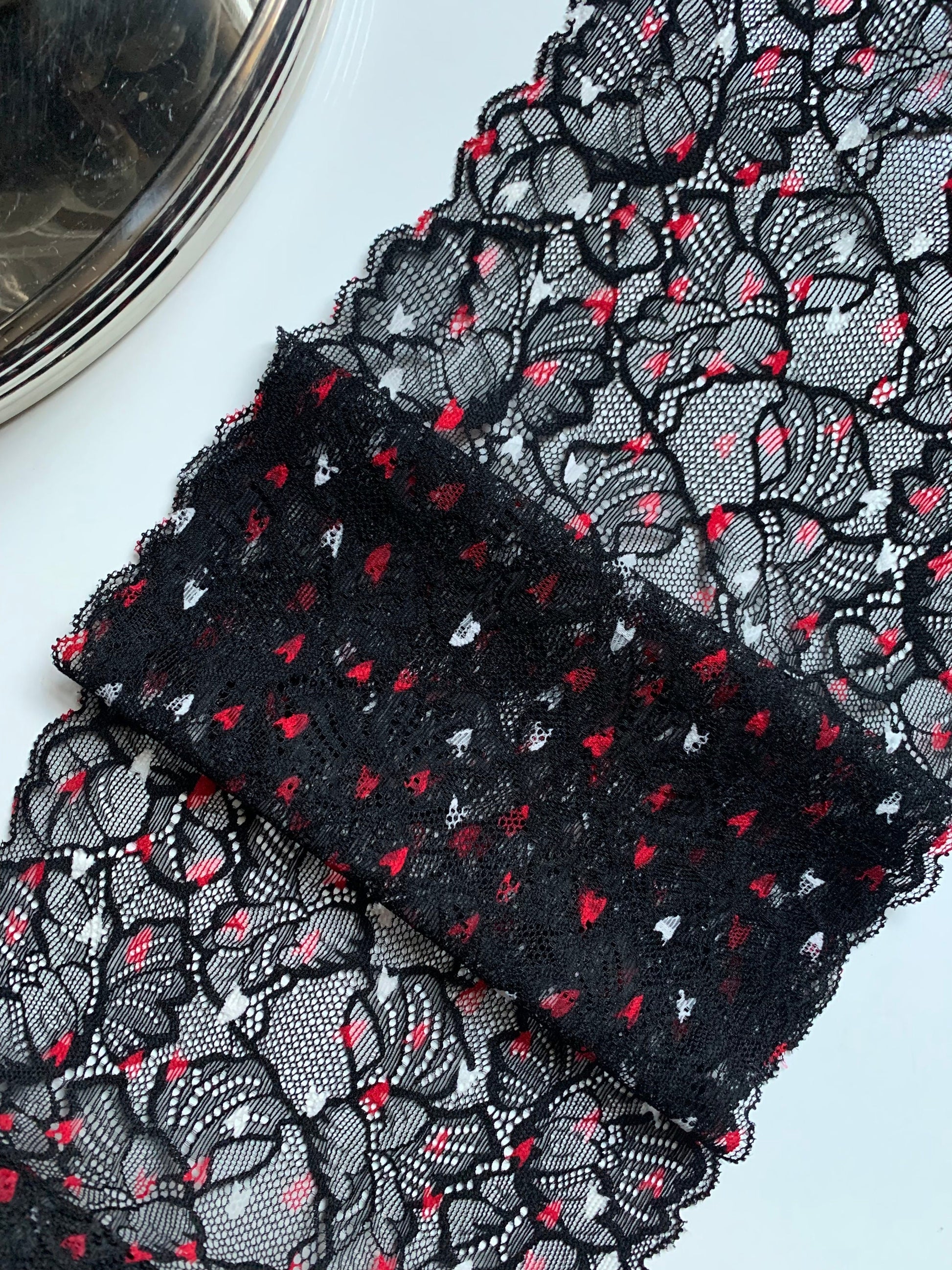 Black Tiny Heart Stretch Lace Trim 7.75”/20cm Floral Scallop Edge Wide Lace Fabric for Bra Making Bramaking Knickers Lingerie Sewing Crafts