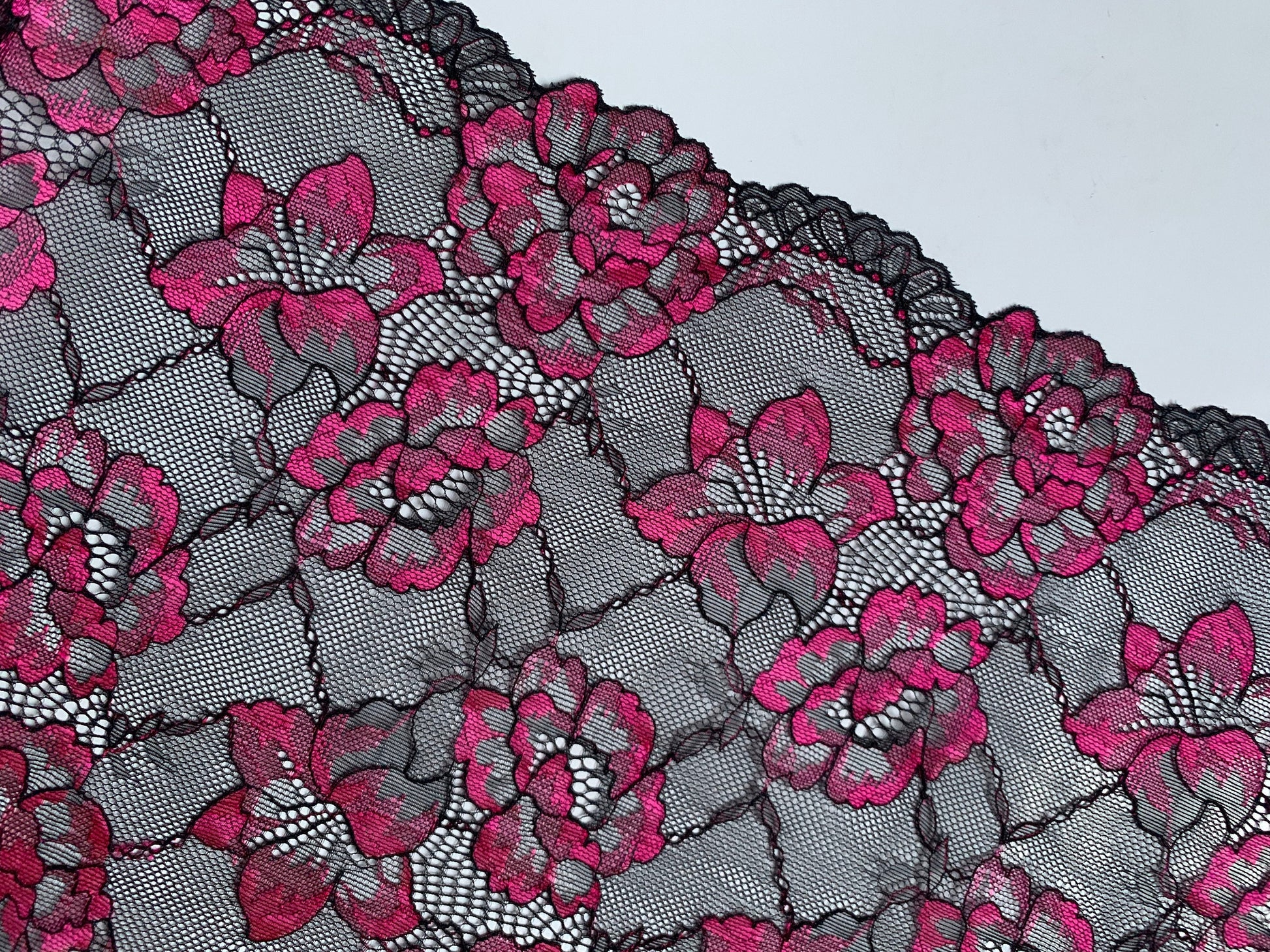 Black Pink Low Stretch Lace Trim 11”/28cm Floral Scallop Edge Wide Lace Fabric for Bra Making Bramaking Knickers Lingerie Sewing Craft