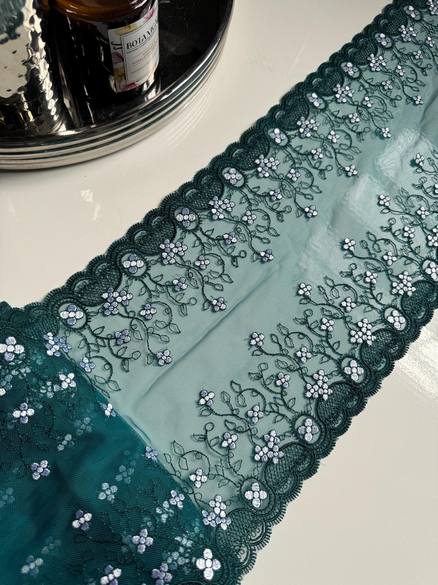 Two Tone Green White Floral Embroidered Lace Trim (8.25"/21cm) Teal Mesh Tulle Scallop Edge Fabric for Bramaking Knickers Lingerie Sewing