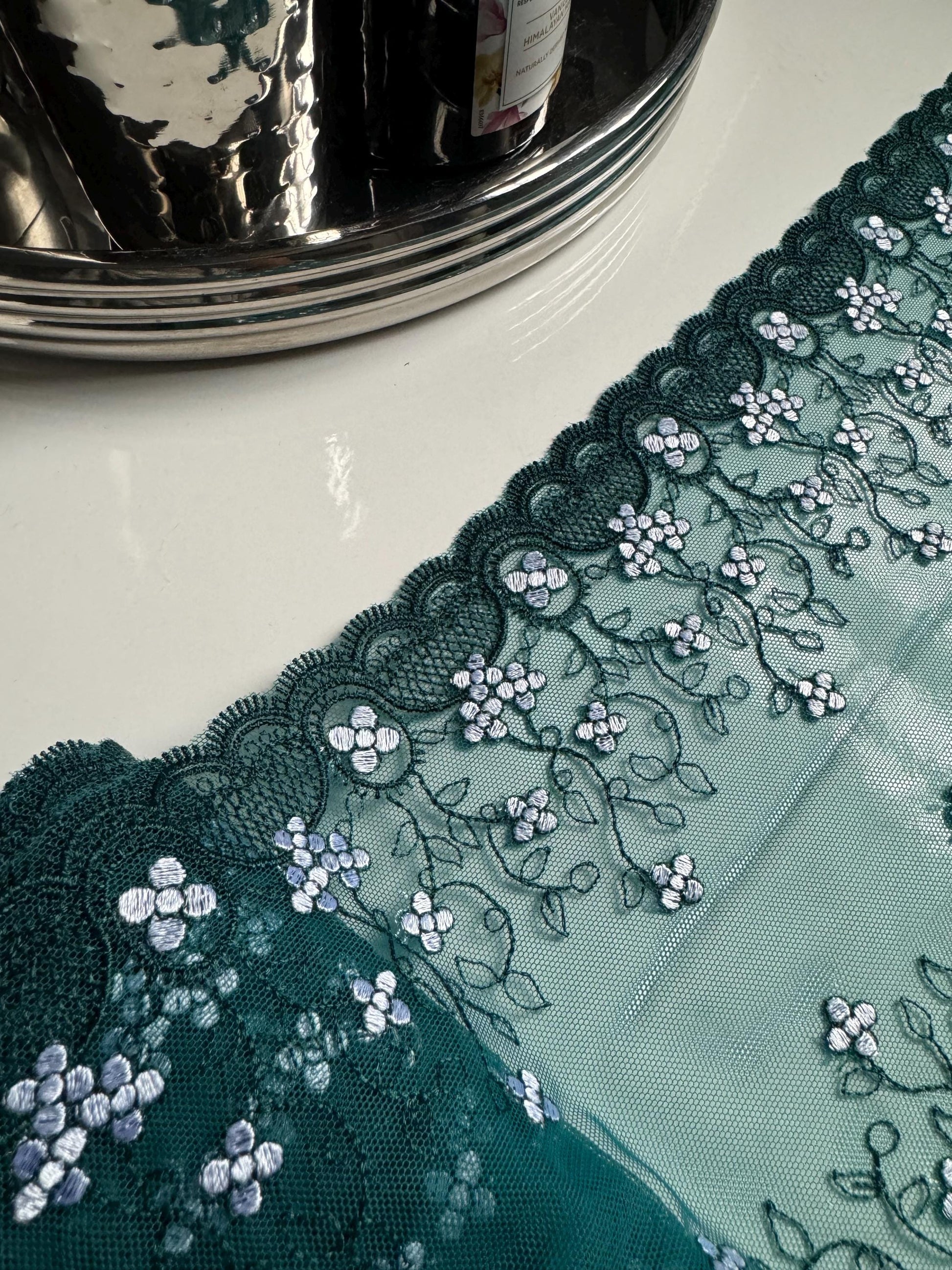Two Tone Green White Floral Embroidered Lace Trim (8.25"/21cm) Teal Mesh Tulle Scallop Edge Fabric for Bramaking Knickers Lingerie Sewing